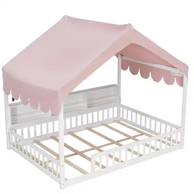 Cadre de lit en bois pleine taille au ras du sol, lit de repos en forme de maison avec clôture, 3 étagères de rangement, rideau