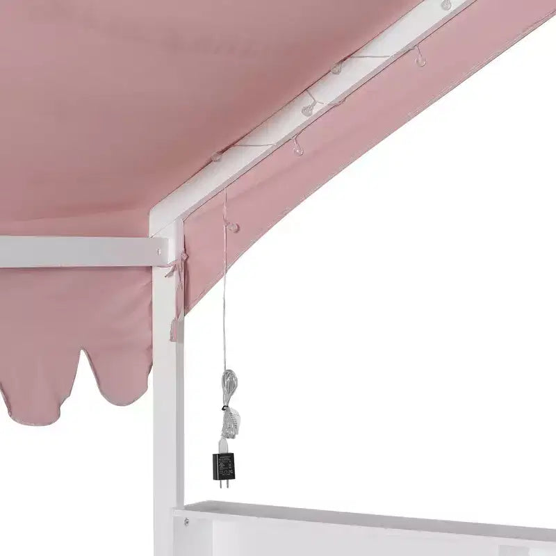 Cadre de lit en bois pleine taille au ras du sol, lit de repos en forme de maison avec clôture, 3 étagères de rangement, rideau