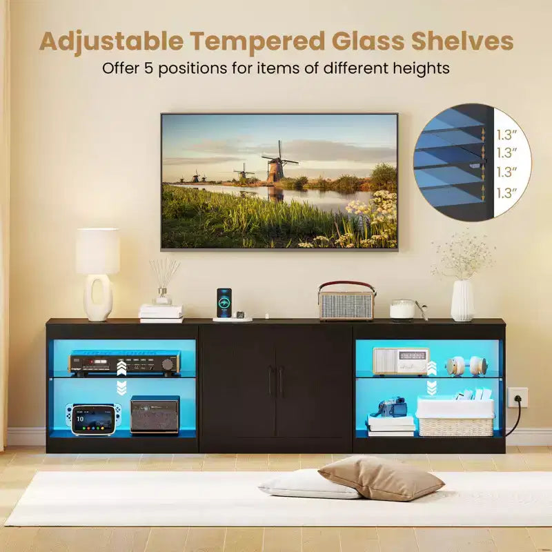 Meuble TV avec prises de courant, lumières LED réglables, meuble de rangement pour TV jusqu'à 85 pouces, noir/blanc