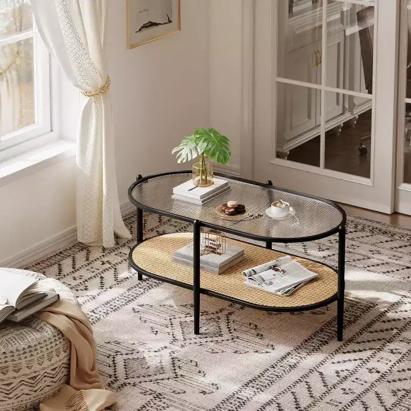 Table basse bohème en rotin avec plateau en verre, Table d'appoint ovale à 2 niveaux avec cadre en métal et étagère de rangement inférieure, Table d'appoint rustique de style ferme pour salon